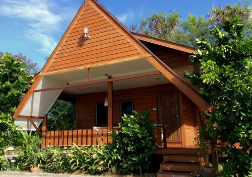 Sasithorn Garden View Hotel(ศศิธร การ์เดน วิว รีสอร์ท), Забронировать Отель Кхонкэн 