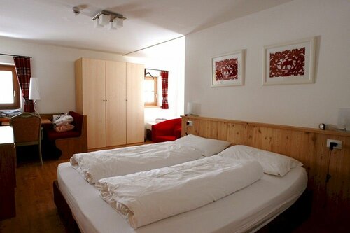 Hotel Pordoi Passo Pordoi Vegetarian Hotel, Забронировать Отель Канацеи Трентино-Альто-Адидже, рядом с Перевал Пордой