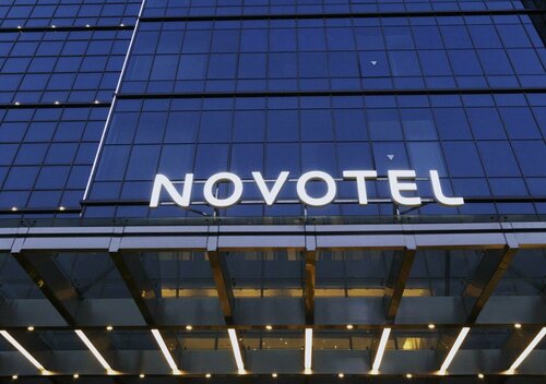 Novotel Rizhao Suning, Забронировать Отель Отели Жичжао с бассейном, Бассейн