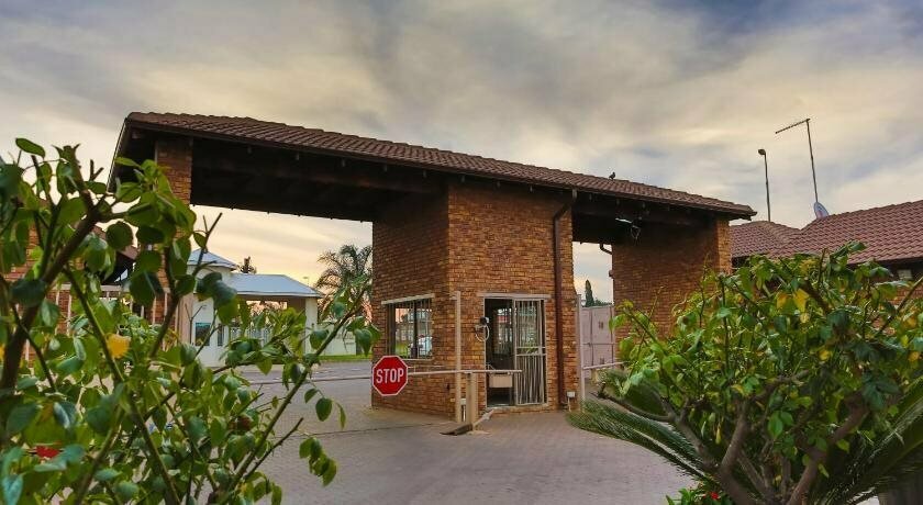 Rudman Townhouses Self-catering Accommodation
