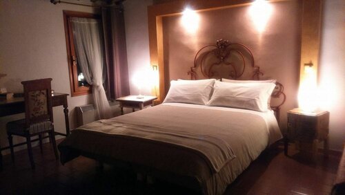 Corte di Maggio B&B, Забронировать Отель «постель и завтрак» Имола провинция Болонья