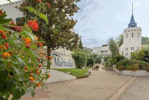 Maritalia Hotel Club Village - All Inclusive, Book Hotel Hoteller i Foresta Umbra med morgenmad, Morgenmad