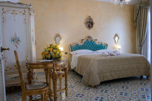 Grand Hotel La Sonrisa, Забронировать Отель Сант-Антонио-Абате Кампания