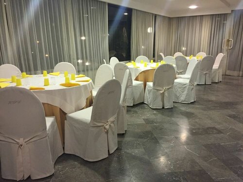 Hotel Pineta Ristorante Castello, Забронировать Отель Отели Кава-де-Тиррени с завтраком, Завтраки