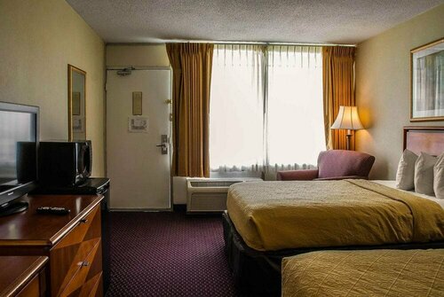 Sunset Lodge, Book Hotel Hoteller i Missouri med pool, Swimmingpool