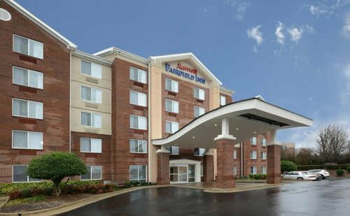 Fairfield Inn Greensboro Airport, Rezervovat Hotel Greensboro Severní Karolína