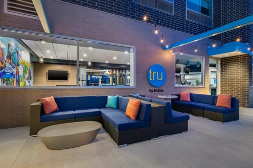 Tru By Hilton Oshkosh, Reserva ahora Hotel Oshkosh Wisconsin