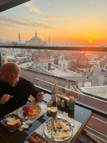 Anthemis Hotel, Забронировать Отель Отели Стамбула с завтраком, рядом с Турецкие бани Джагалоглу, Завтраки