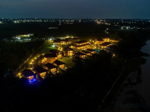 River Bank Jungle Resort, Chitwan, Rezerwuj Hotel Bharatpur Bagmati Pradesh Province