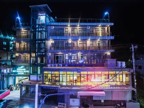 Sky Garden Hotel, Забронировать Отель Coron Town Proper 