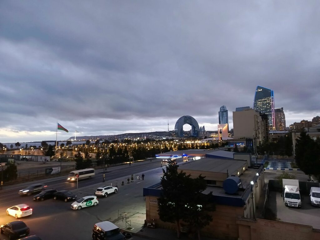 Boulevard Side Baku