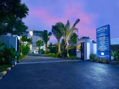 Aston Bojonegoro City Hotel, Rezervovat Hotel Bojonegoro East Java
