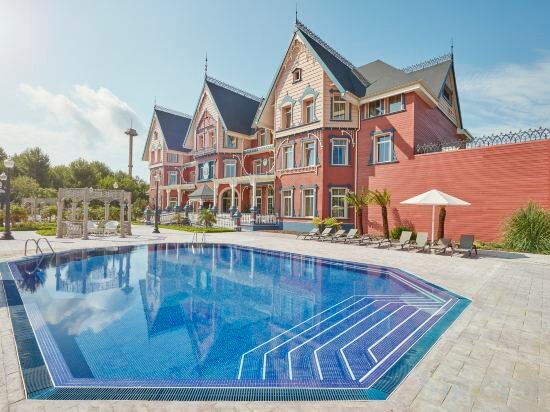 PortAventura Hotel Lucy's Mansion