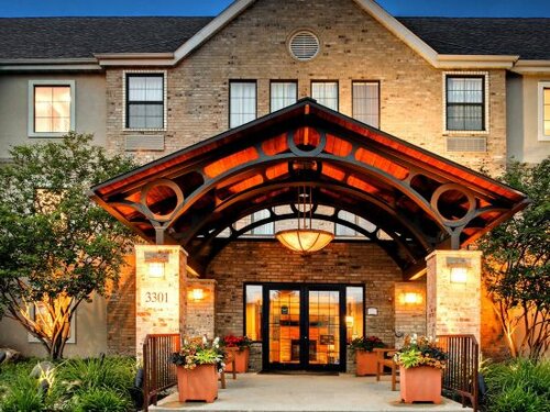 Staybridge Suites Madison - East, Varaa Hotelli Madison 