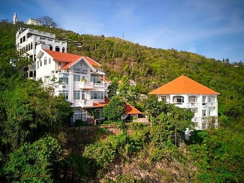 The Wind Resort Tropical Hillside Escape, Забронировать Отель Отели Вунгтау с бассейном, Бассейн