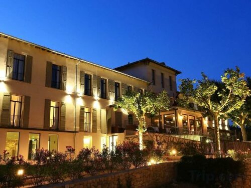 Les Lodges Sainte-Victoire Hotel & Spa, Забронировать Курортный отель Отели Буш-дю-Рон с бассейном, Бассейн