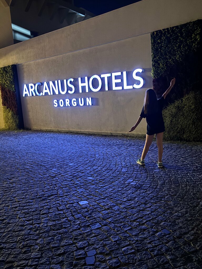 Arcanus Side Resort