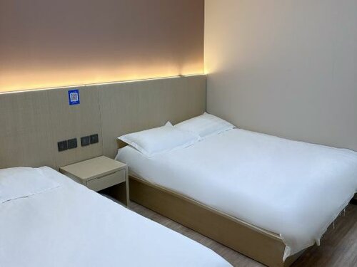 Jingtian Hotel