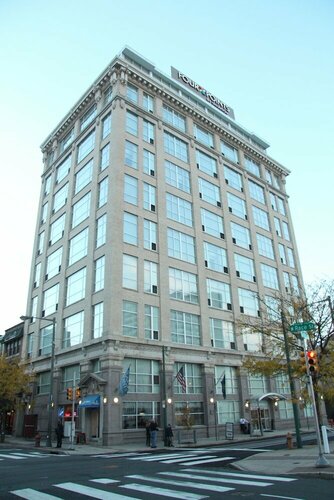 Four Points by Sheraton Philadelphia City Center, Забронировать Отель Филадельфия Philadelphia Metropolitan Area, рядом с Галерея Philadelphia's Magic Gardens