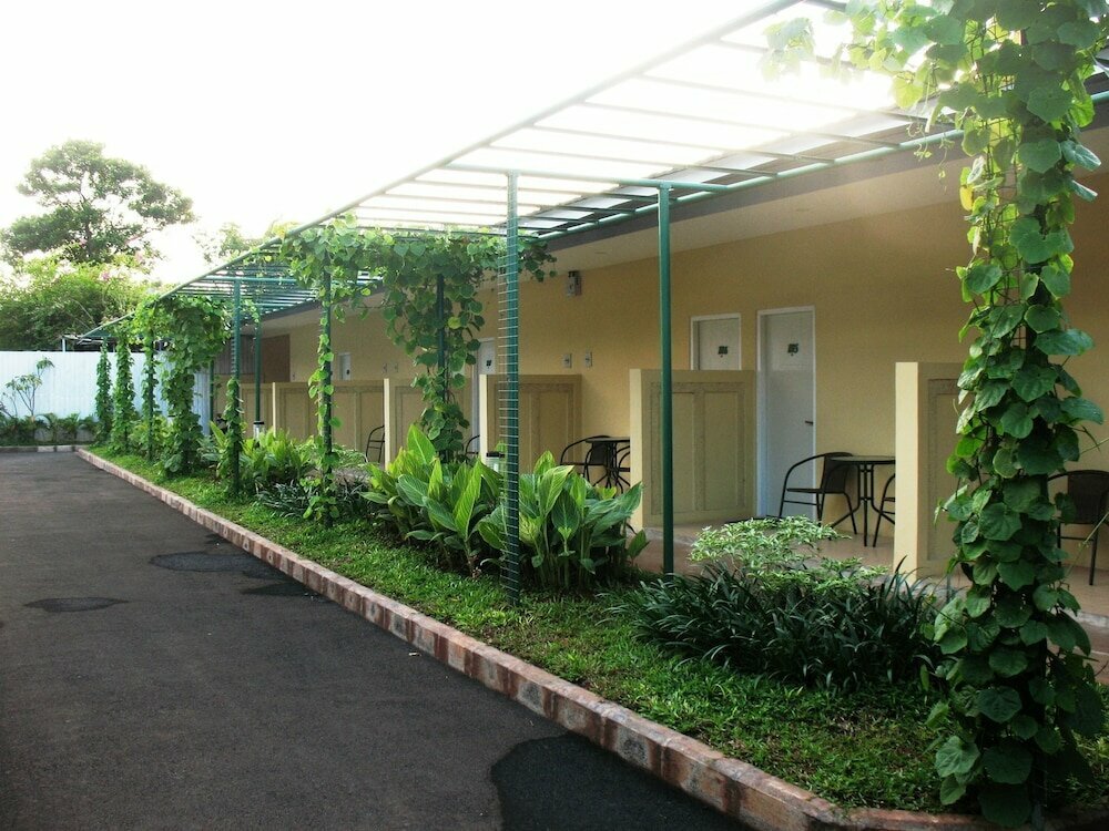 Cengkareng Transit Hotel