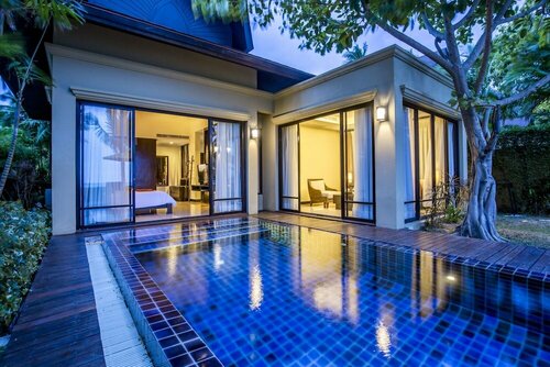 TUI BLUE The Passage Samui Pool Villas with Private Beach Resort, Забронировать Курортный отель Отели Сурат Тхани с парковкой, Парковка