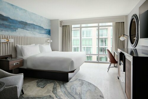 Seattle Marriott Waterfront, Забронировать Отель Отели Сиэтла с бассейном, рядом с Международный фонтан, Бассейн