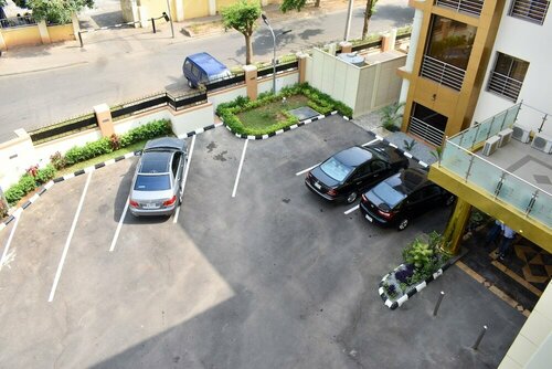 Qualibest Grand Hotels, Забронировать Отель Абуджа Bwari