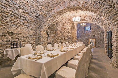 La Tureta Boutique Hotel & Restaurant, Забронировать Бутик-отель Гиубиаско Piano di Magadino