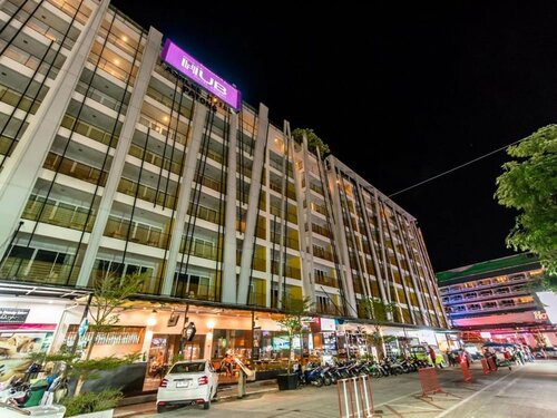 ASHLEE Hub Hotel Patong, Забронировать Отель Патонг-Бич Пхукет, рядом с Пирс Патонга