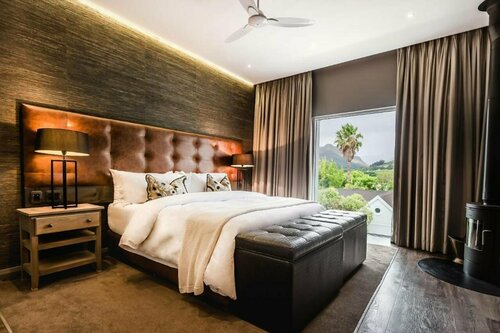 Franschhoek Boutique Hotel - Lion Roars Hotels & Lodges, Забронировать Бутик-отель Отели Франсхук с завтраком, рядом с Huguenot Memorial Museum, Завтраки