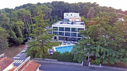 Hotel Arupinum, Забронировать Отель Отели Rovinj Riviera с бассейном, Бассейн