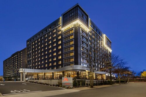 Marriott New York JFK Airport, Забронировать Отель Куинс Нью-Йоркская агломерация