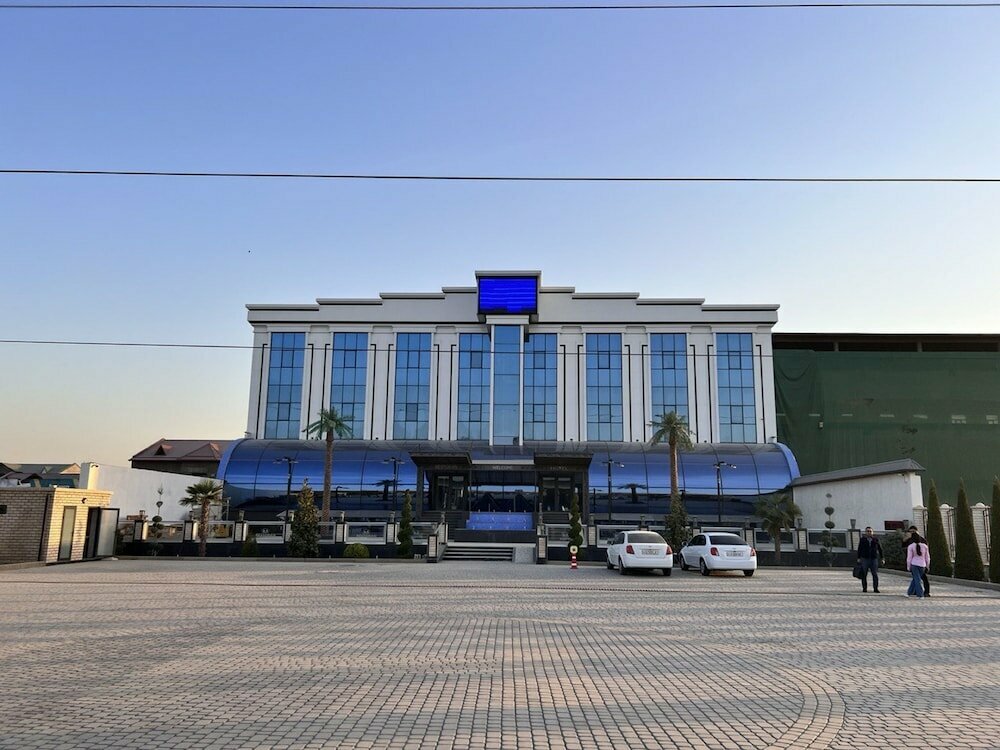 Ada Hotel