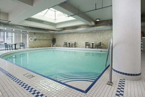 The Falls Hotel & Inn, Book Hotel Niagara Falls 