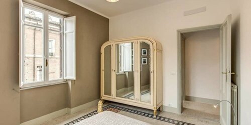 Monti - Coliseum 3 bedroom apartment, Забронировать Апартаменты/квартира Рим Лацио, рядом с Большой цирк