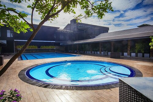 Full Moon Garden Hotel, Забронировать Отель Сеедува Округ Гампаха, рядом с Железнодорожная станция Катунейейк