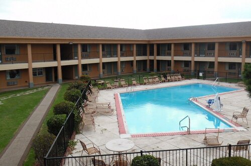 Red Roof Inn & Suites Oklahoma City Southwest, Забронировать Отель Оклахома-Сити Оклахома