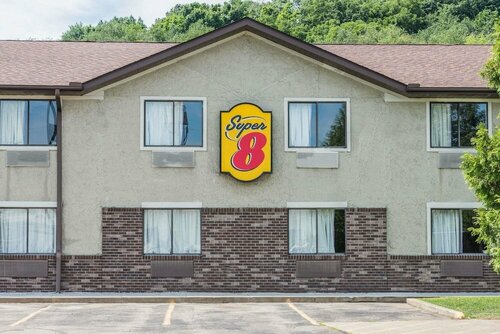 Rodeway Inn Delmont, Забронировать Отель Манхолл Пенсильвания