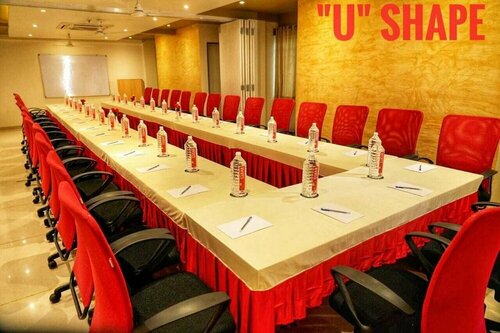 Hotel Amrta, Забронировать Отель Отели Нагпур с парковкой, Парковка