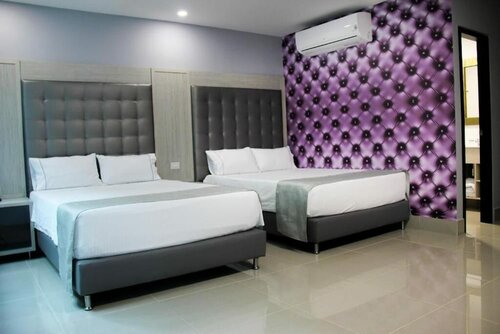 Hotel Lleras Express, Забронировать Отель Эль-Побладо Медельин