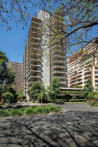 The Place, Забронировать Апарт-отель Отели Столичного региона Сантьяго с парковкой, Парковка