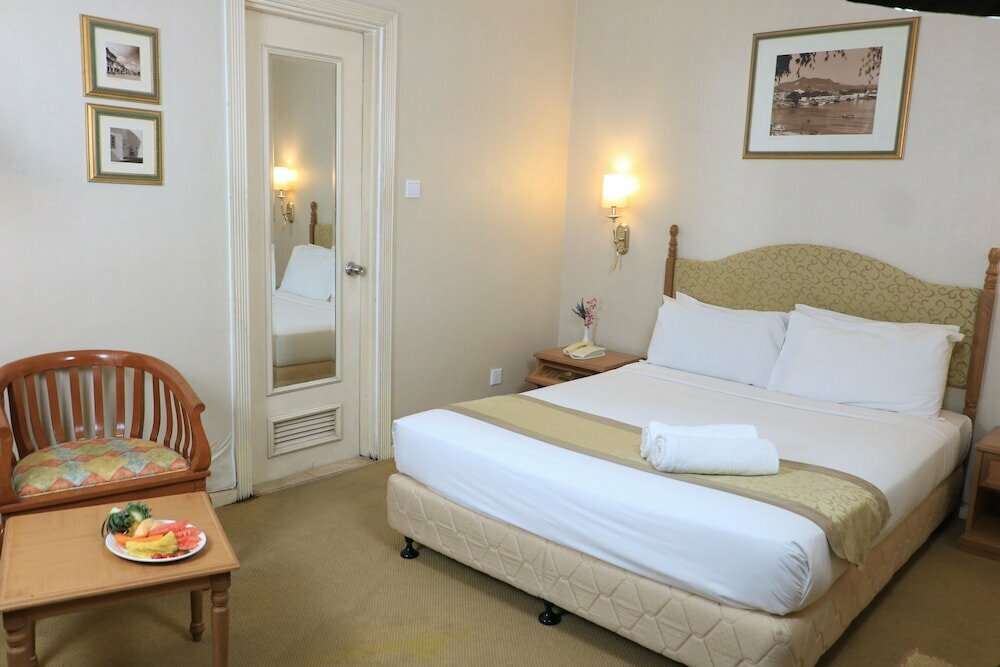 Merdeka Palace Hotel & Suites