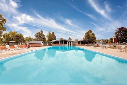 Ramada by Wyndham 1000 Islands Gananoque, Забронировать Отель СПА-отели Гананок, SPA-услуги