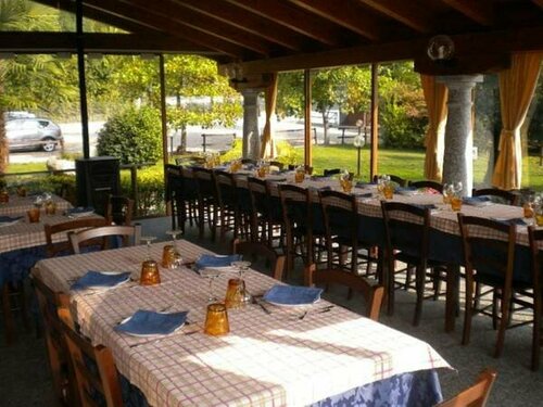 Agriturismo Il Cucchiaio di Legno, Забронировать Фермерский дом Отели Орта-Сан-Джулио с парковкой, Парковка