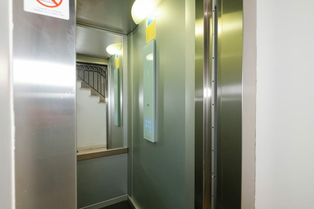 T & R İstanbul hotel