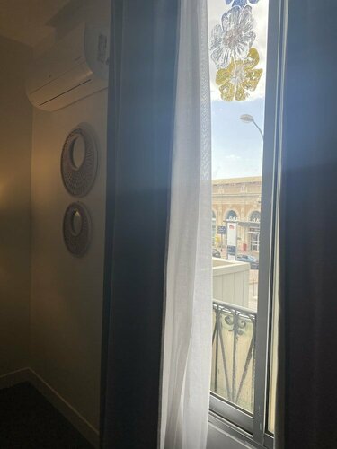 Hôtel LAlsace Gare-Sncf, Забронировать Отель Отели в центре Нарбон, в центре