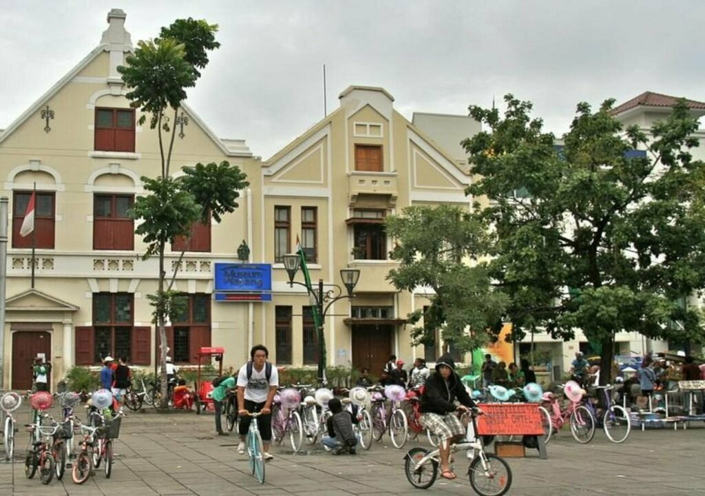 Maxley Pluit