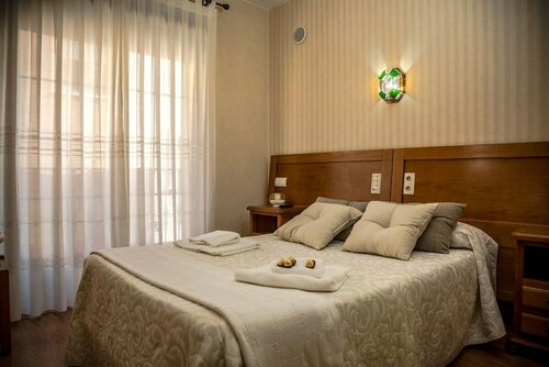 Hostal Tic-Tac, Забронировать Хостел Хостелы Toledo Province, Хостел