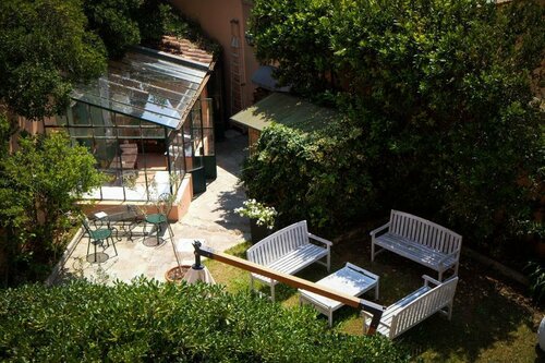 Dimora Storica Ai Casini D'ardenza B&B, Забронировать Отель «постель и завтрак» Отели Арденца с парковкой, Парковка