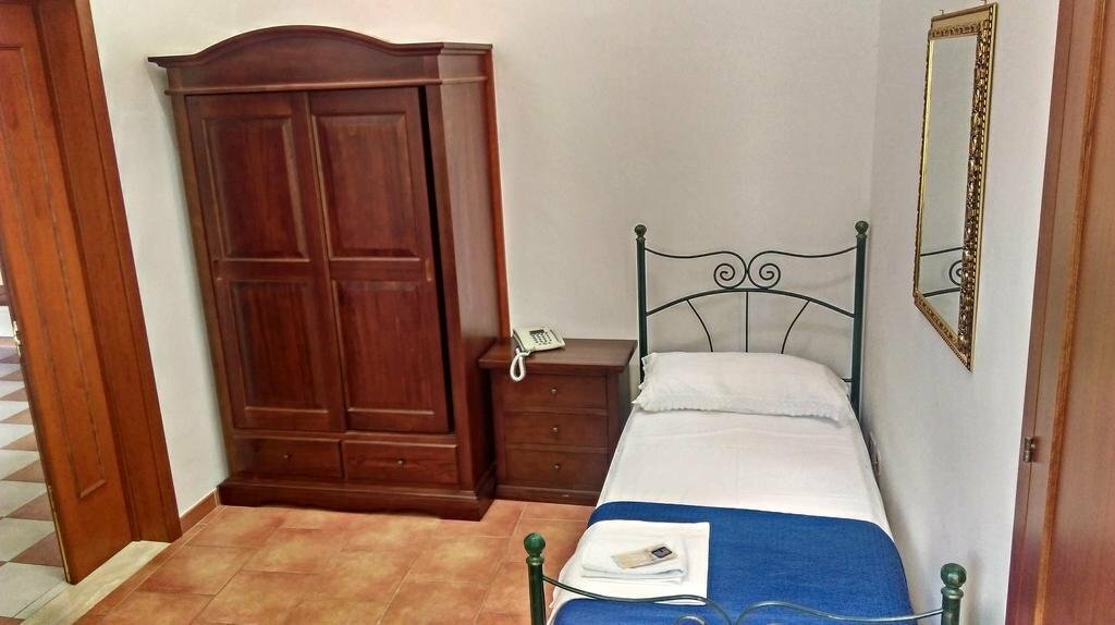 Istituto Antonacci Rooms  Accomodations